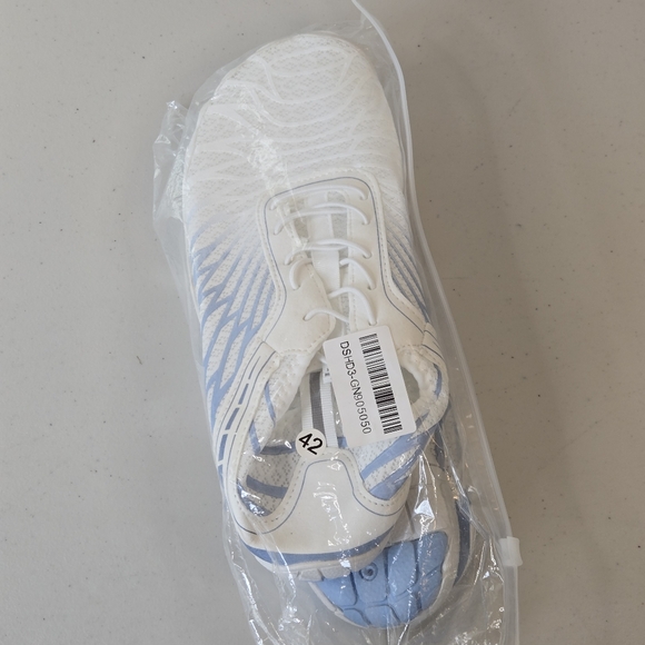 NWoT Hike Footwear HF Breathable Wide Toe Barefoot Shoes White Blue 42 W11/M9 - Picture 10 of 13